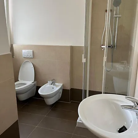 Apartament Casa Modigliani - Centralissimo Per Centro Storico, Mare, Fiere E Congressi *